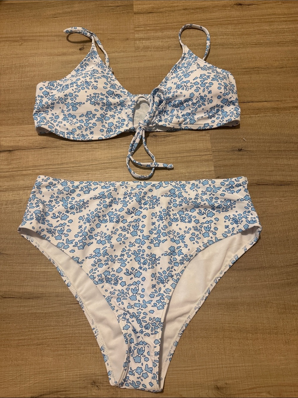 NEW SHEIN White & Light Blue Floral Tie-Front Bikini Set